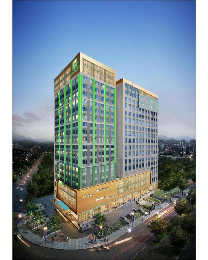 Holiday Inn Ulaanbaatar By Ihg Экстерьер фото