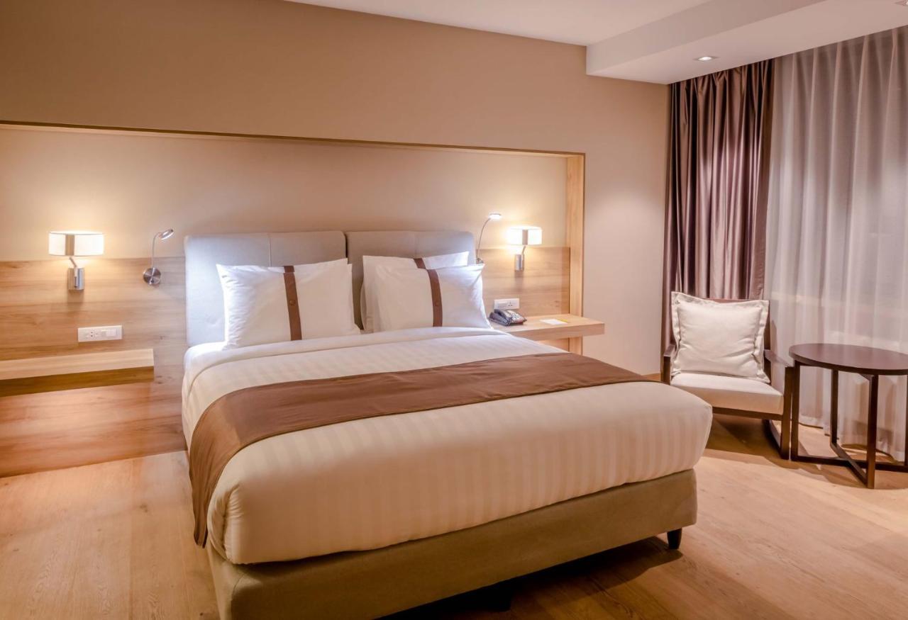 Holiday Inn Ulaanbaatar By Ihg Экстерьер фото