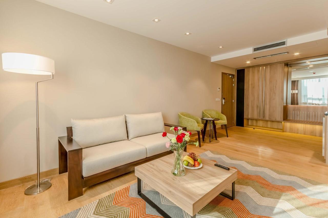 Holiday Inn Ulaanbaatar By Ihg Экстерьер фото