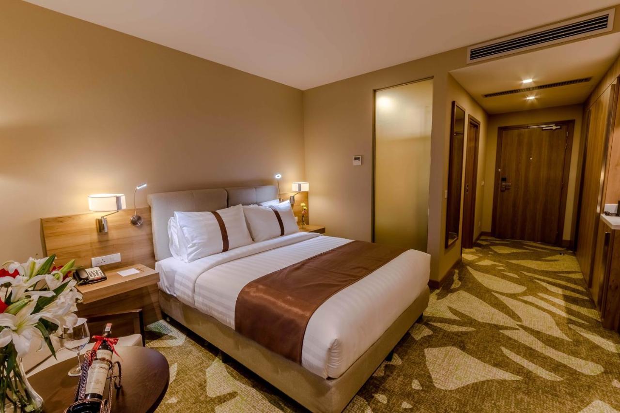 Holiday Inn Ulaanbaatar By Ihg Экстерьер фото